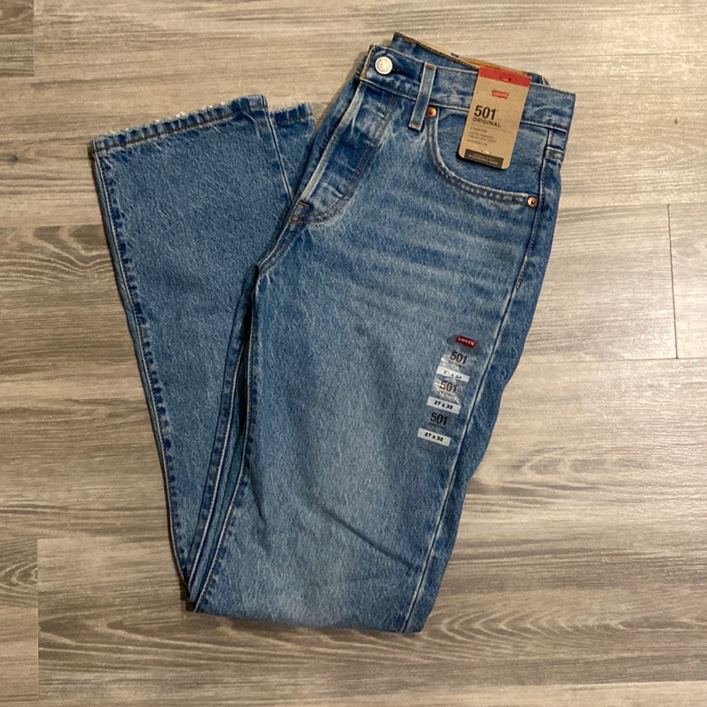 Levi’s 501 high waisted straight leg jeans